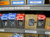 11 rijen dozen (schroeven, bouten, .. zie details) - afbeelding 17 van  21