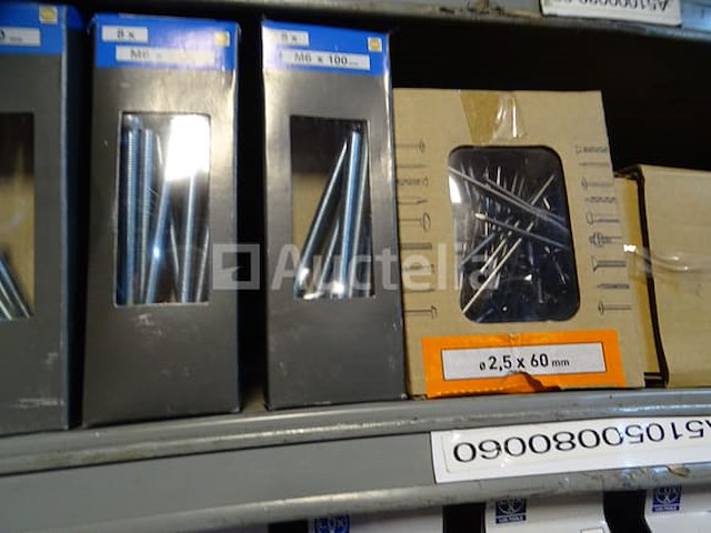 11 rijen dozen (schroeven, bouten, .. zie details) - afbeelding 3 van  21