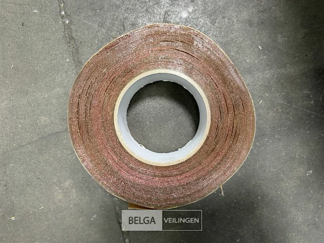 ± 11 rollen zelfklevende plakband - afbeelding 2 van  2