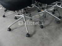 11 stoelen op wielen - afbeelding 2 van  5