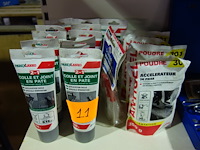 11 tubes tegellijm en 4 zakjes antigelpoeder - afbeelding 2 van  2