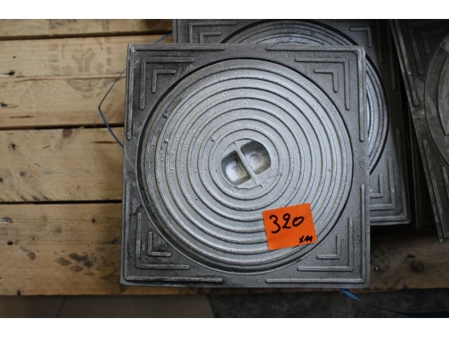 11 x alu deksel toezichtput ø200mm km=250x250mm - afbeelding 1 van  2