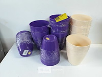 11 x bloempot pvc 16 cm mix kleuren - afbeelding 2 van  3