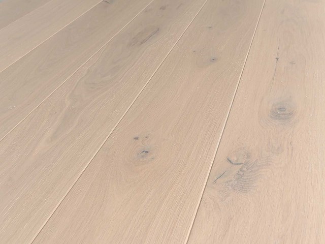 110 m2 parket eiken xl mutliplank - 2200 x 180 x 14 mm - afbeelding 1 van  4