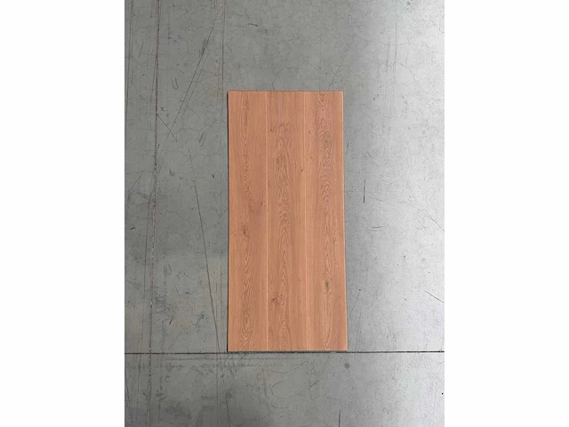 111 m² laminaatvloer 8mm - afbeelding 1 van  3