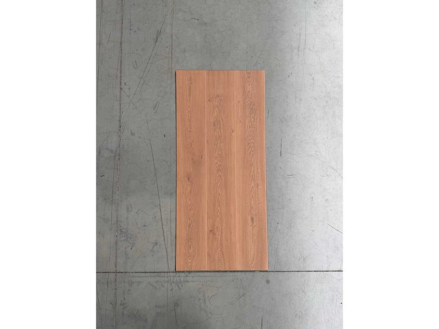 111 m² laminaatvloer 8mm - afbeelding 1 van  3