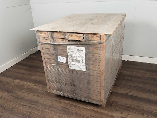 111 m2 laminaat plank - 1285 x 192 x 8 mm - afbeelding 4 van  4