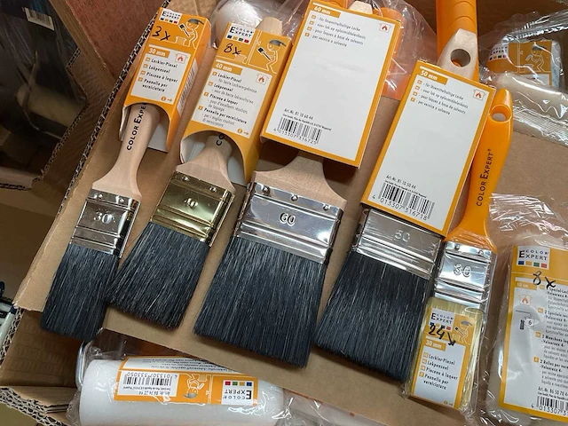 112 x schildersgereedschap voor lakverf - afbeelding 8 van  13