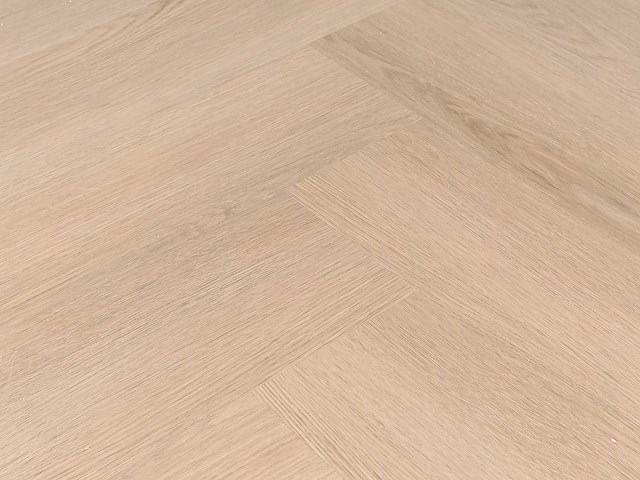 113 m2 pvc spc click visgraat met xps onderlaag - 750 x 150 x 4+1 mm - afbeelding 1 van  4