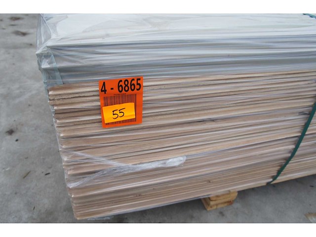 113,57 m² eiken planchetten 20mm - afbeelding 2 van  7
