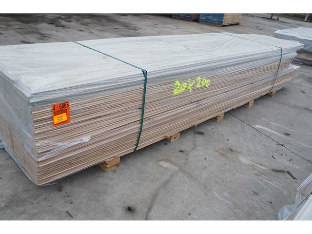 113,57 m² eiken planchetten 20mm - afbeelding 2 van  7