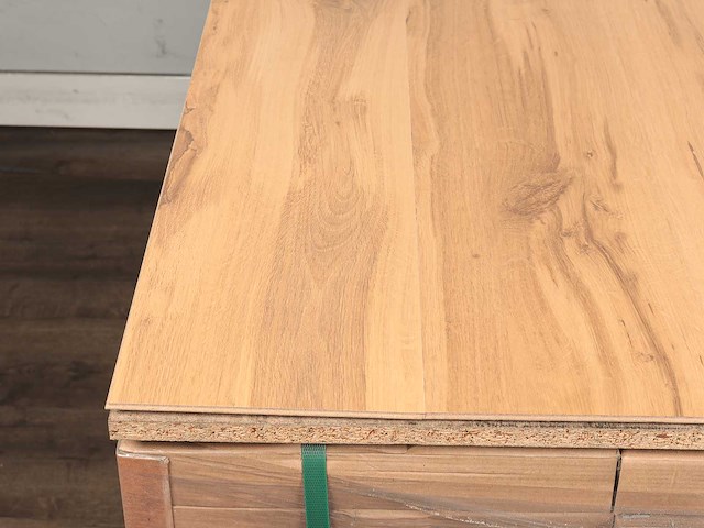 115 m2 laminaat plank - 1383 x 193 x 8 mm - afbeelding 2 van  4