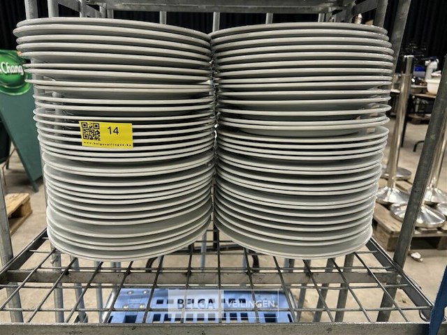 ± 115 platte borden - afbeelding 1 van  4