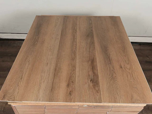 117 m2 pvc click plank met geintegreerde kurk onderlaag - 1220 x 183 x 5 mm - afbeelding 3 van  4
