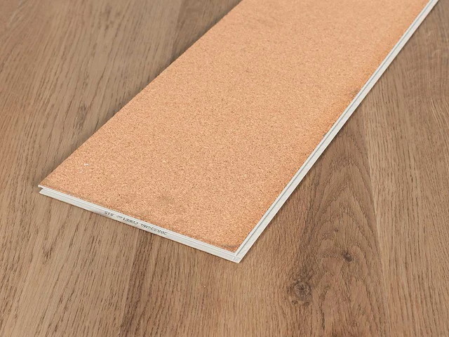 117 m2 pvc click plank met geintegreerde kurk onderlaag - 1220 x 183 x 5 mm - afbeelding 4 van  4