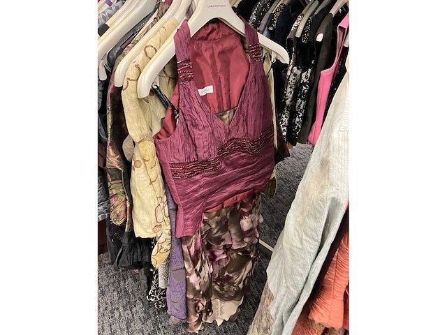 118 diverse cocktailjurken/sets (totaalprijs) - afbeelding 2 van  105