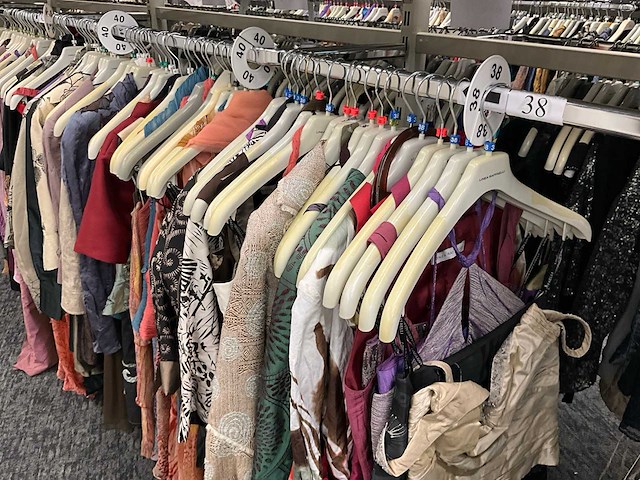 118 diverse cocktailjurken/sets (totaalprijs) - afbeelding 21 van  105