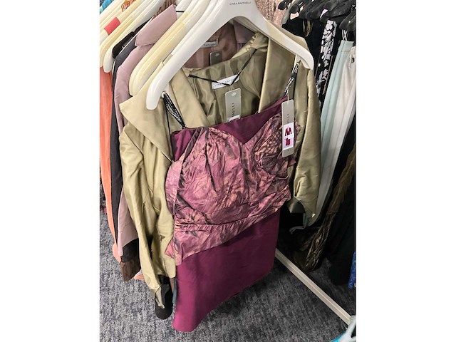 118 diverse cocktailjurken/sets (totaalprijs) - afbeelding 71 van  105