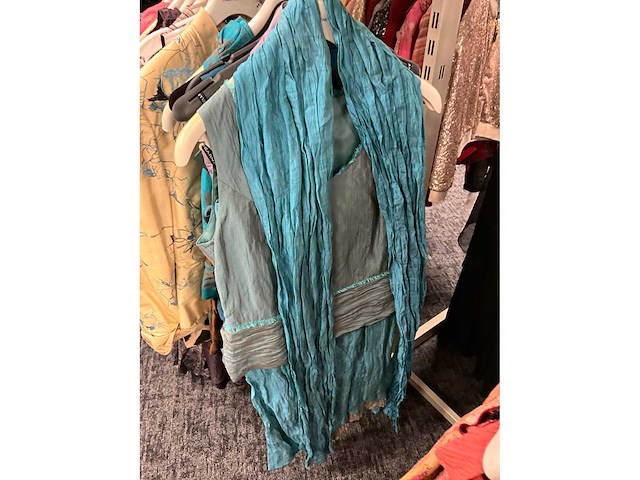 118 diverse cocktailjurken/sets (totaalprijs) - afbeelding 87 van  105