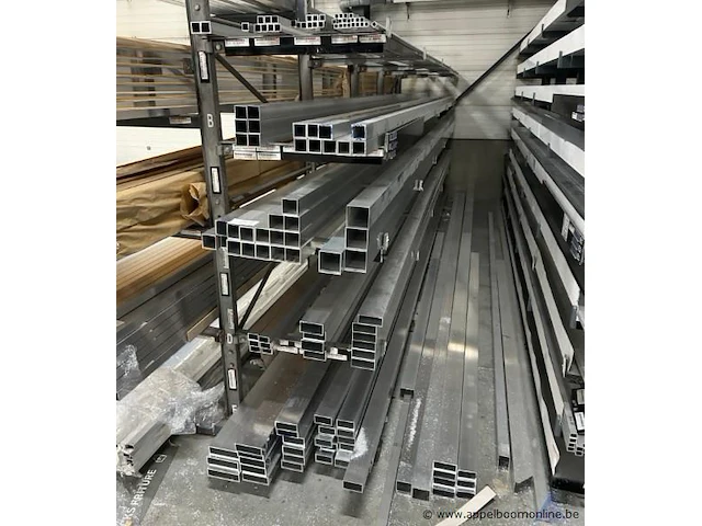 119 aluminium profielen in diverse vormen en afmetingen - afbeelding 1 van  5