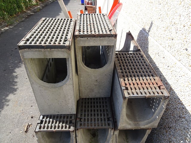 11x betonnen afvoer - afbeelding 3 van  3