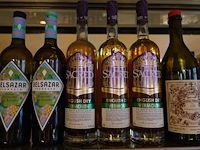 11x diverse flessen vermouth - afbeelding 2 van  3