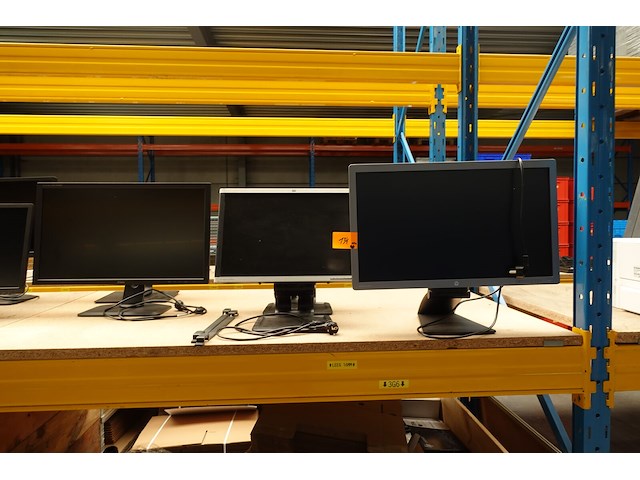 11x diverse monitors - afbeelding 1 van  4