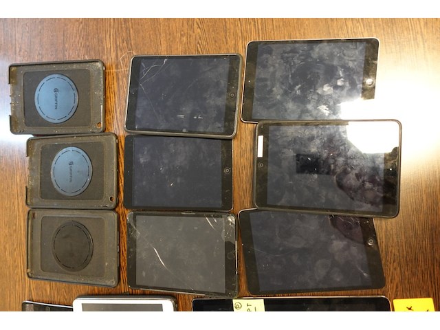 11x diverse tablets - afbeelding 3 van  6