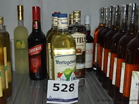 11x fles sterke drank, wo. 1x limoncello pallini 70cl, 1x coebergh classic 70cl, 3x wortegemsen 1l, 1x ketel 1 jenever 1l, barlow 70cl - afbeelding 1 van  4