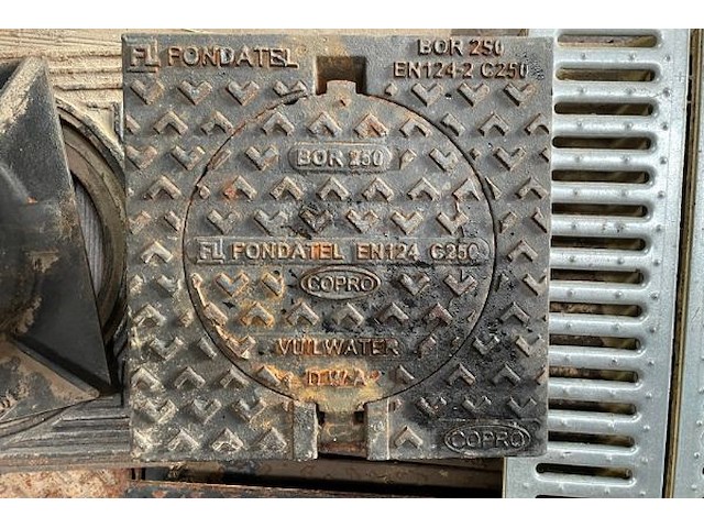 11x putdeksel, 2x goot - afbeelding 2 van  4