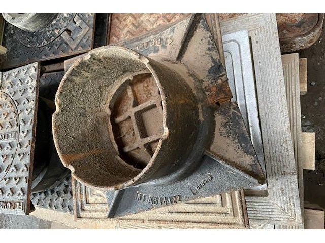 11x putdeksel, 2x goot - afbeelding 4 van  4