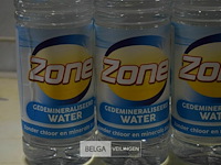 11x1l gedemineraliseerd water - afbeelding 2 van  2