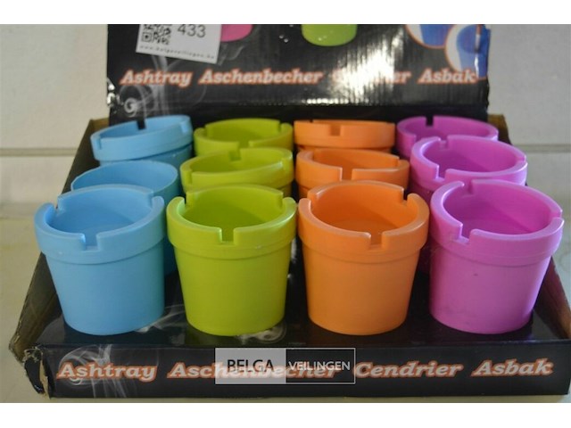 12 asbakjes - afbeelding 1 van  1
