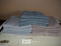 12 badhanddoeken - afbeelding 1 van  2