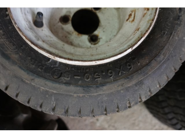 12 banden voor zitmaaiers op velg - afbeelding 2 van  4