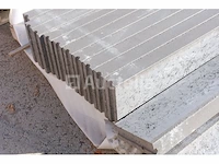 12 betonnen stoepranden van 6 cm dik - afbeelding 4 van  5