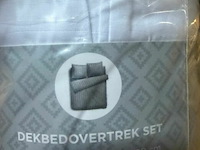 ± 12 dekbedovertreksets - afbeelding 1 van  3
