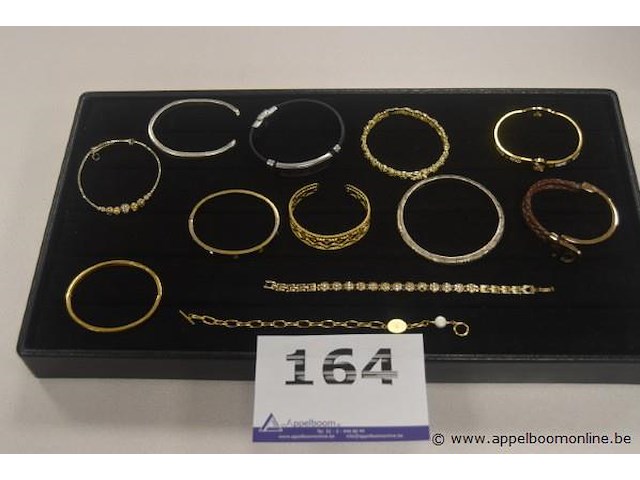 12 div armbanden - afbeelding 1 van  4