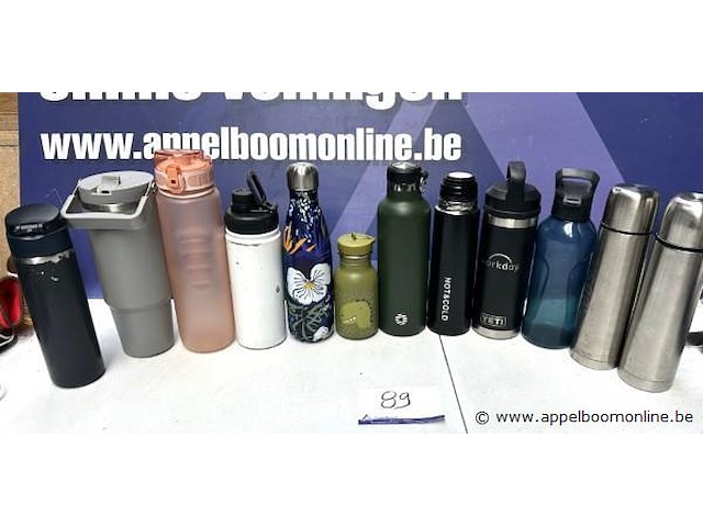 12 div drinkflessen - afbeelding 1 van  1