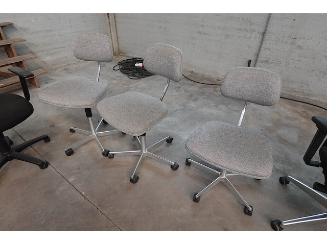 12 diverse bureau stoelen - afbeelding 3 van  5