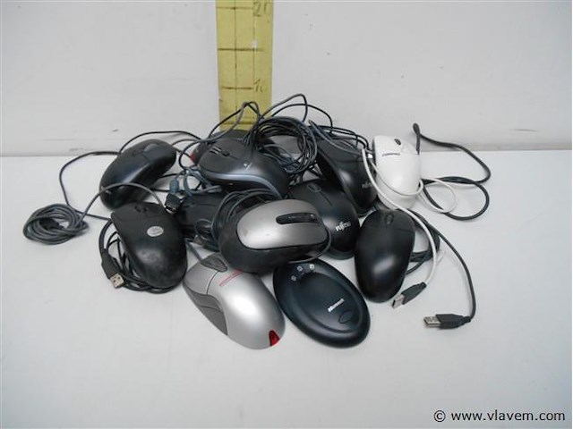12 diverse computer muizen usb - afbeelding 1 van  1