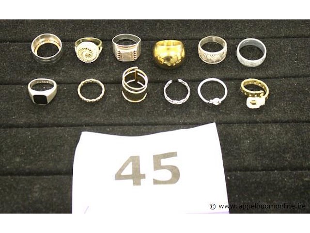12 diverse ringen - afbeelding 1 van  4