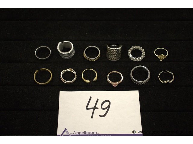 12 diverse ringen - afbeelding 1 van  4