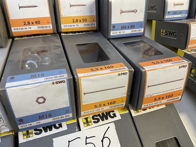 12 dozen bouten moeren en nagels - afbeelding 5 van  7