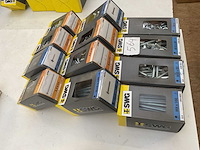 12 dozen bouten moeren en nagels - afbeelding 8 van  8