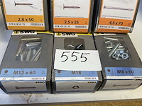 12 dozen bouten moeren krammen en nagels - afbeelding 2 van  6