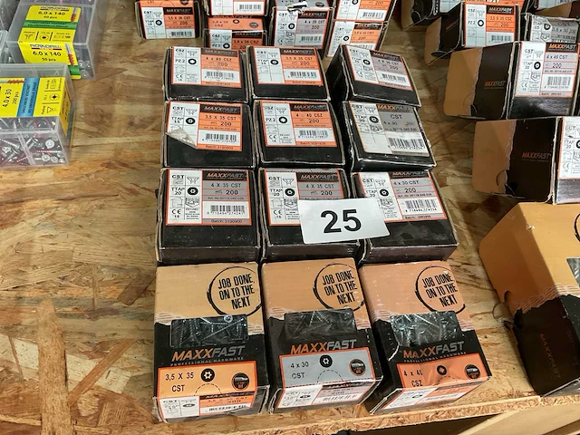 12 dozen houtschroeven - afbeelding 1 van  5