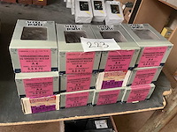 12 dozen inox hardhout schroeven - afbeelding 1 van  5