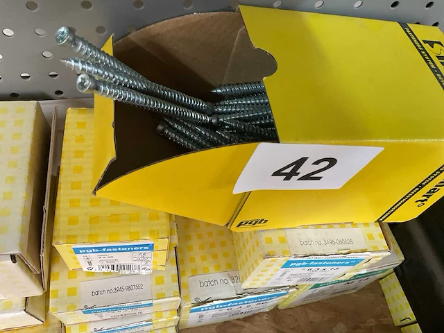 12 dozen schroeven - afbeelding 2 van  5
