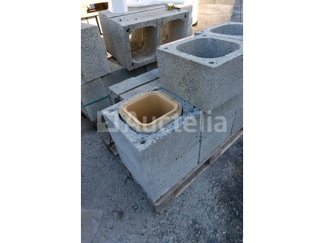 12 enkele betonnen bushels - afbeelding 1 van  4
